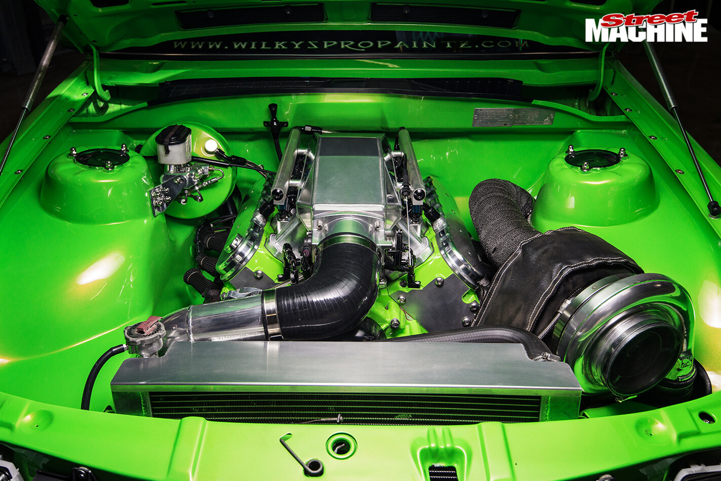 202-POWERED-1983-HOLDEN-VH-COMMODORE-engine