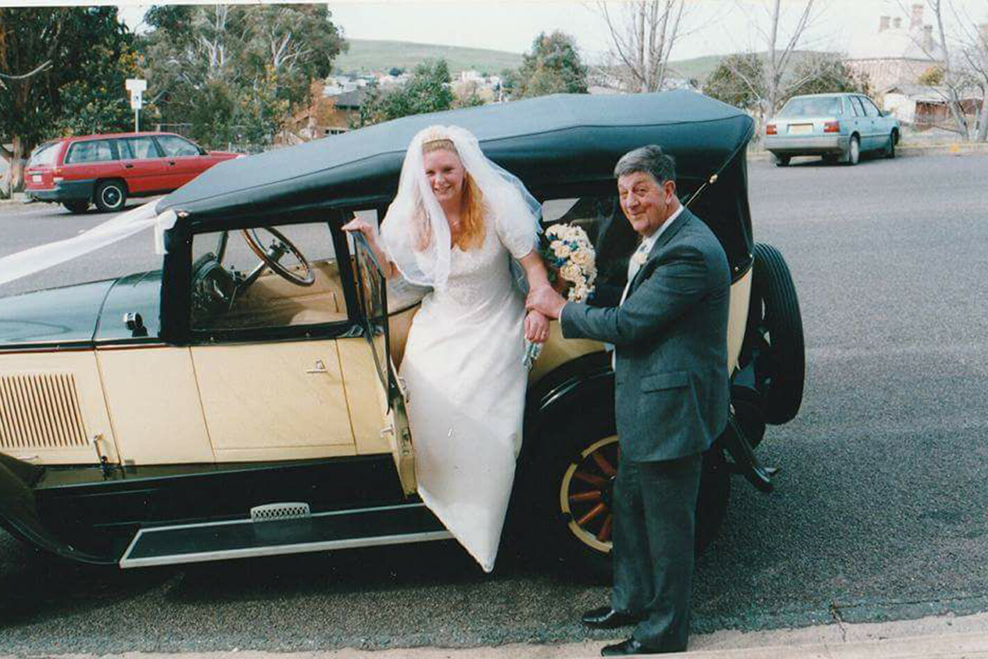 Louise Gladman's 1927 Buick wedding car
