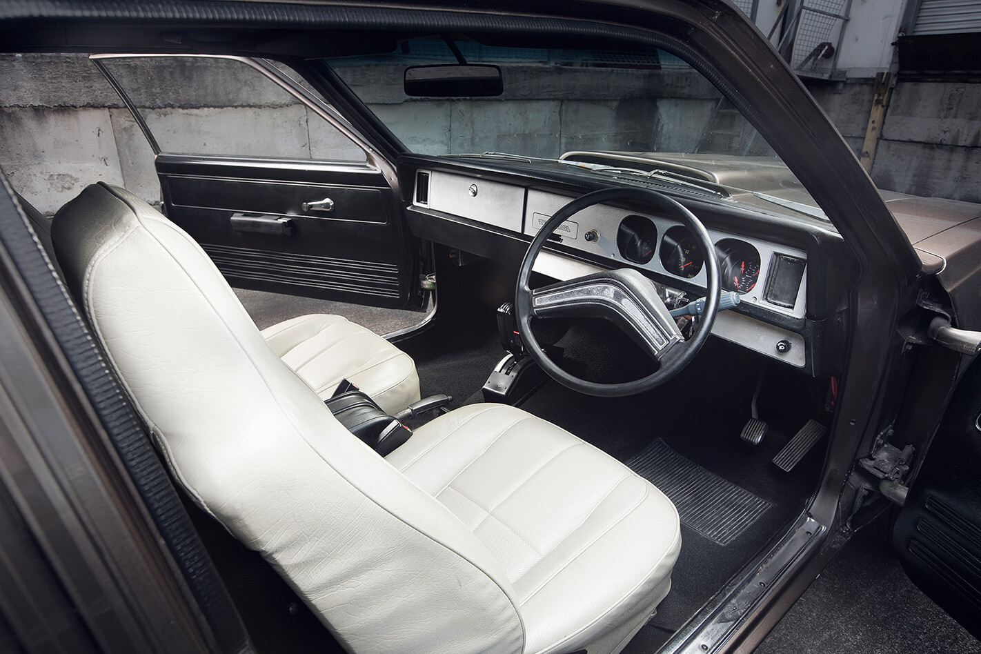 Holden Torana interior