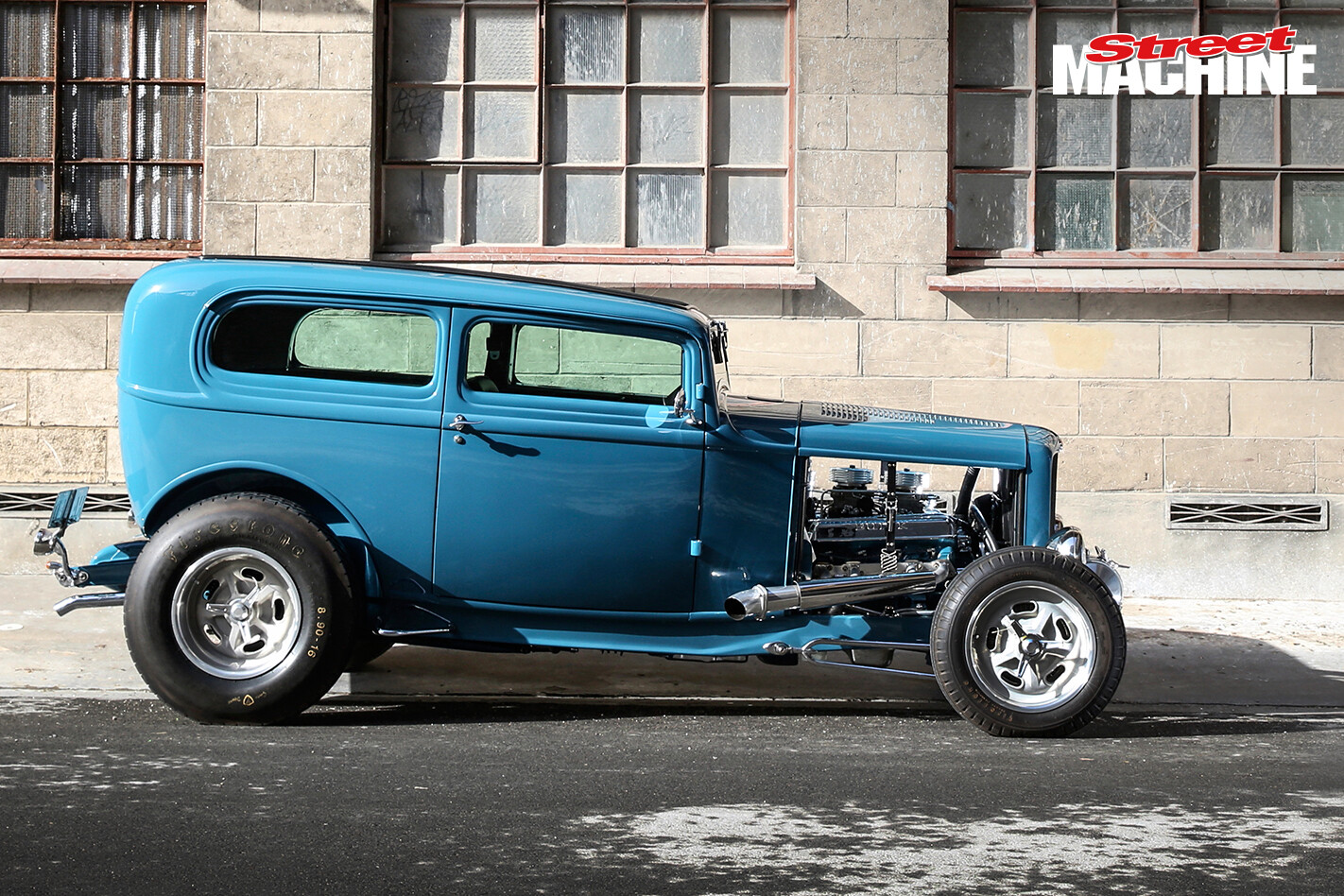 32 Ford Tudor Chopped Custom