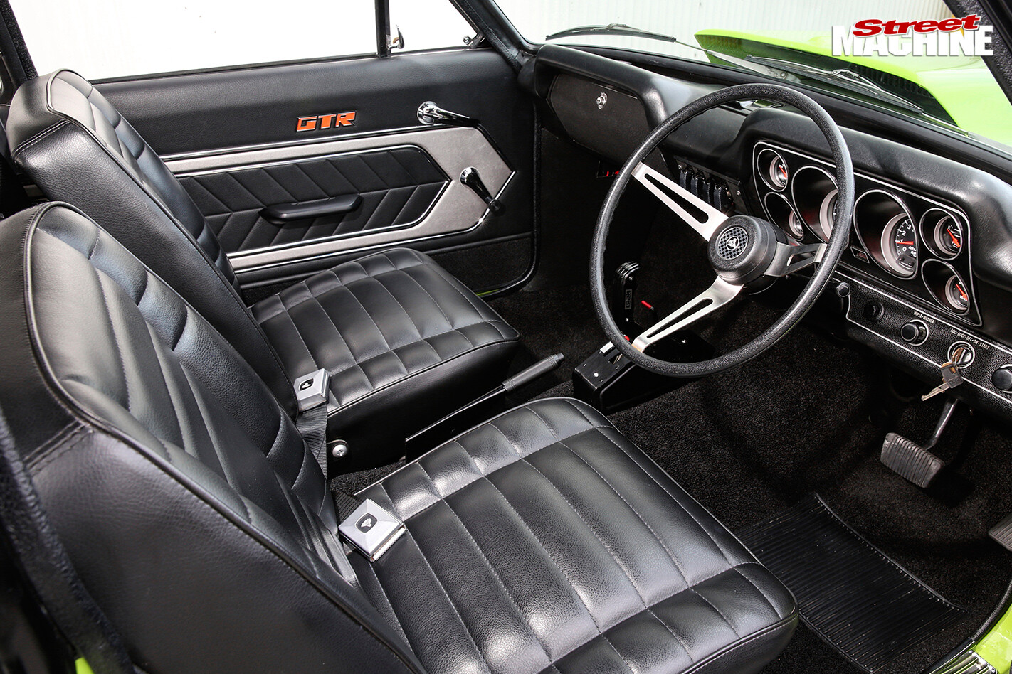 383-STROKER-LC-TORANA-STREETER-interior