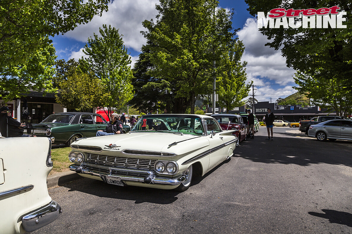 4 1959 Chevrolet Impala