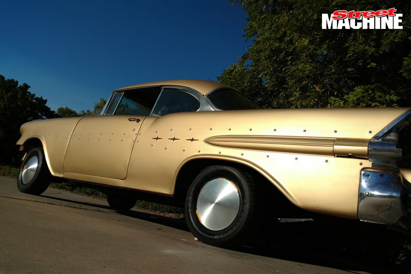 57 Pontiac E Charger 3