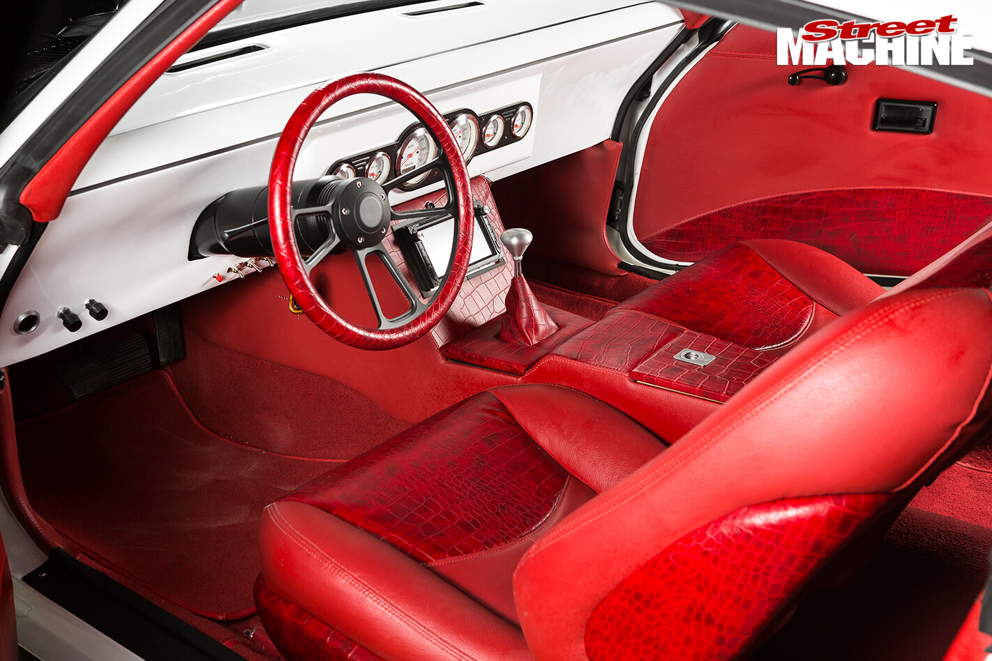 572-CUBE-1972-PONTIAC-FIREBIRD-interior