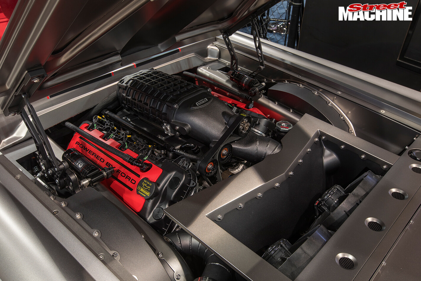 59781-ford -mustang -engine -bay