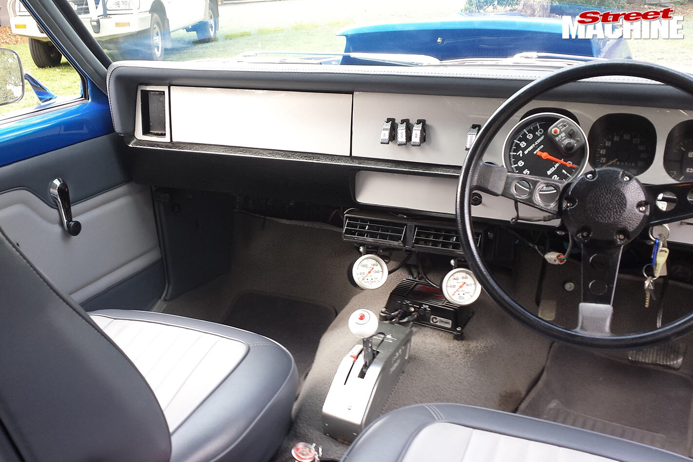 Holden LH Torana dash