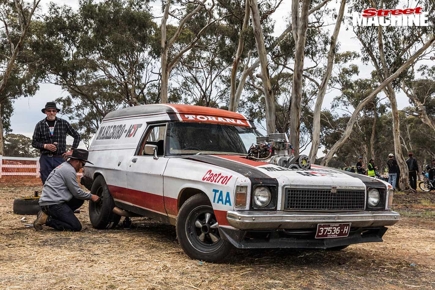 HDT panel van