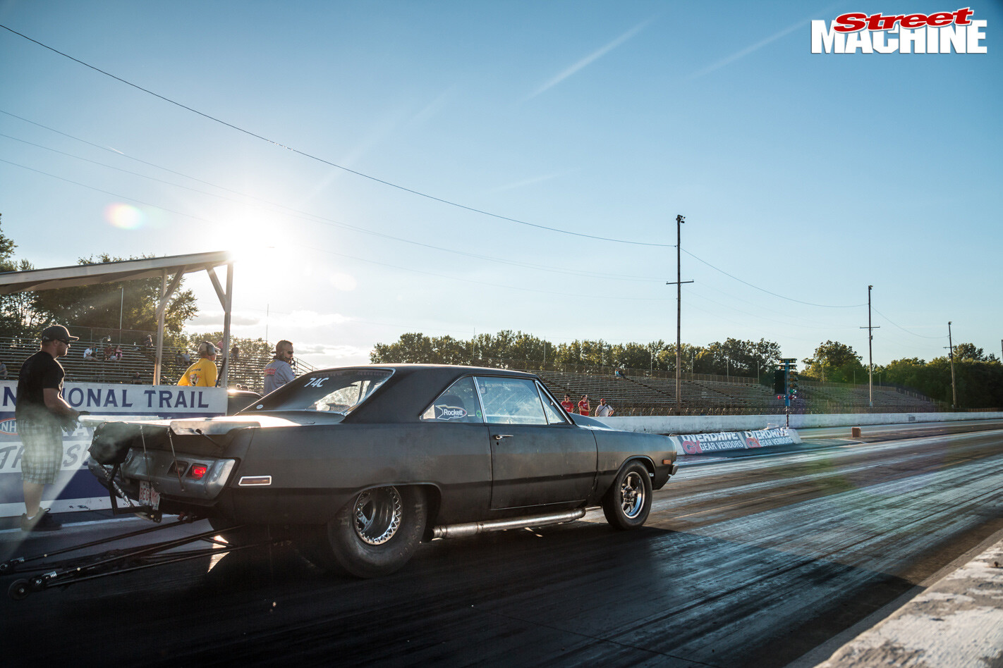 6902-drag -week