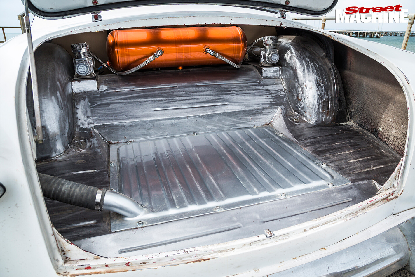 6941-ford -single -spinner -boot