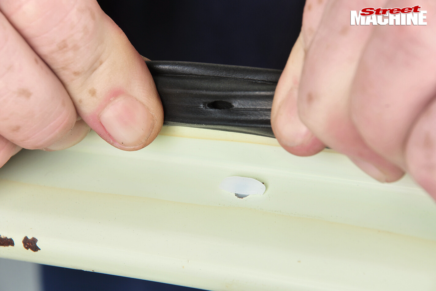 7-rubber -door -seal -11