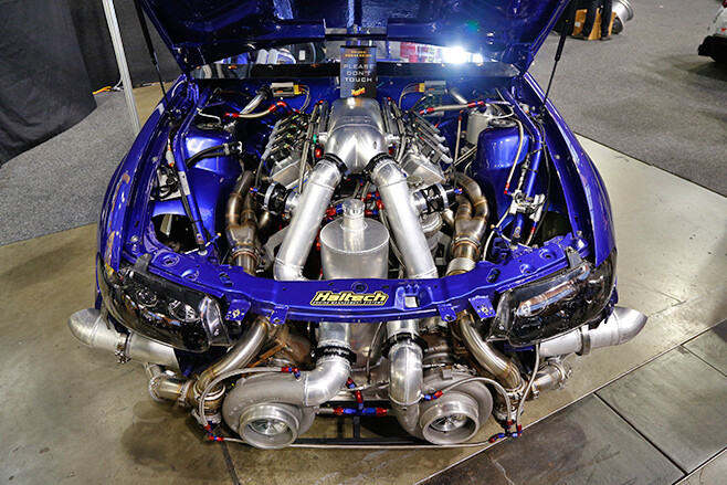 VT Commodore engine