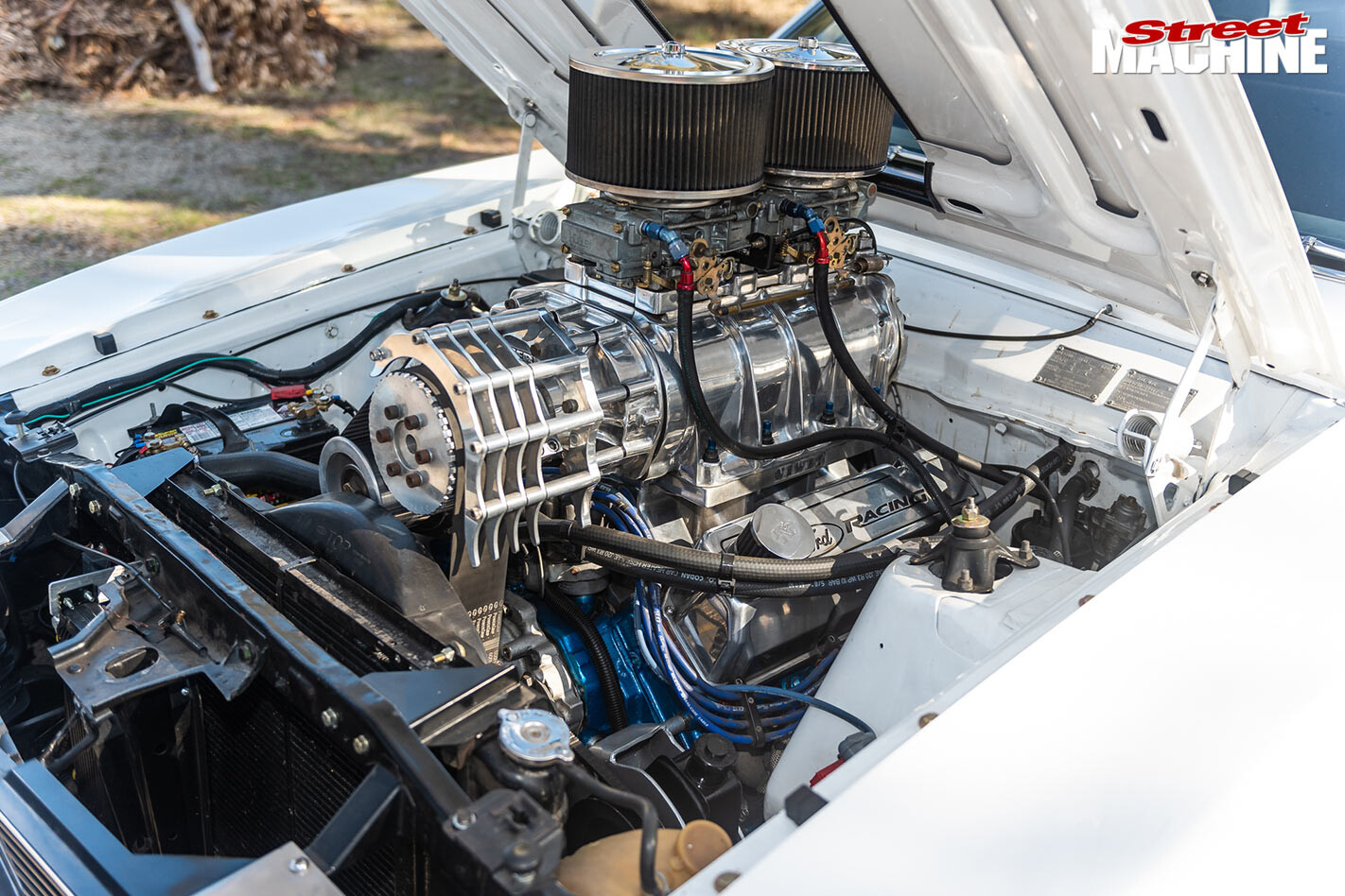Ford XC ute engine bay