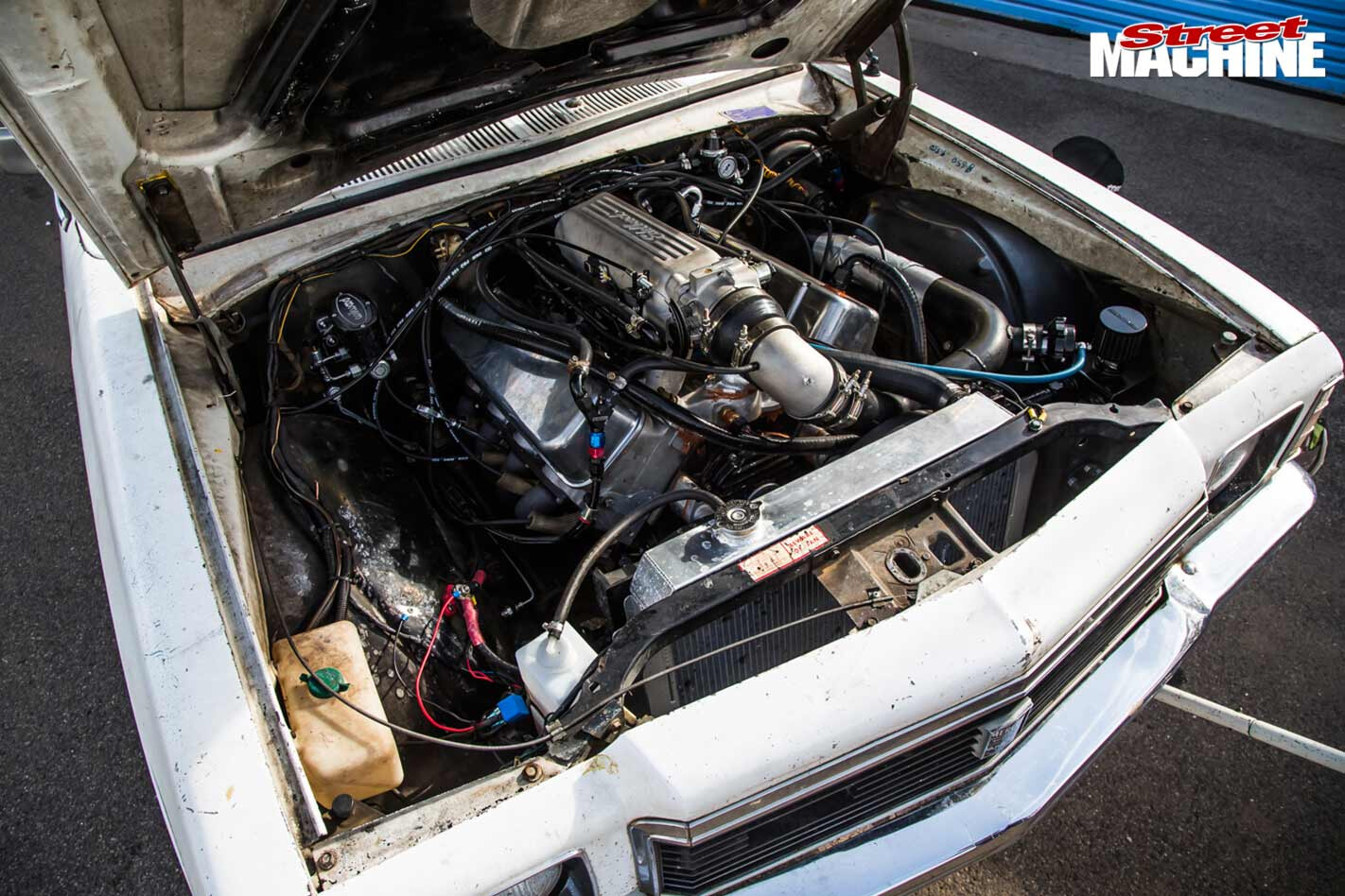 Holden HQ ute engine bay