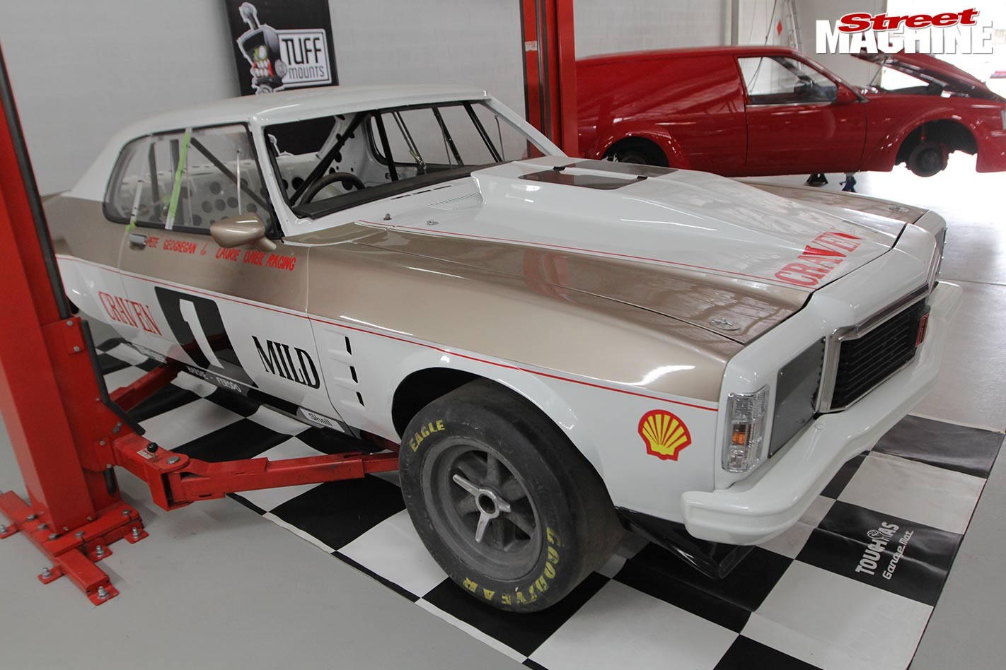 Holden hq coupe race car
