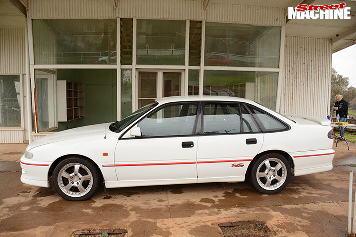 99913-holden -auction