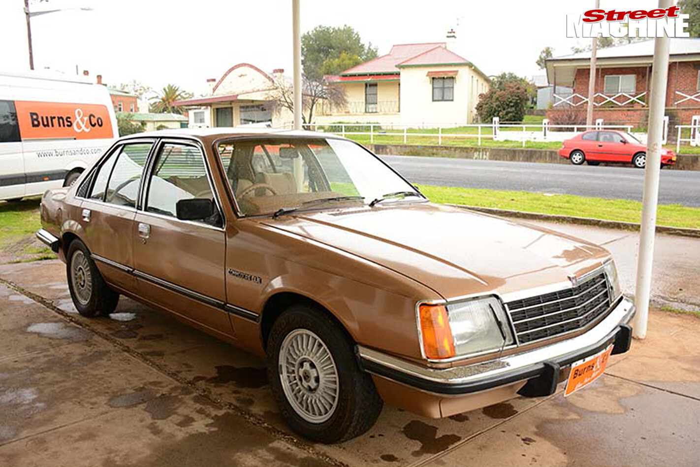 99924-holden -commodore