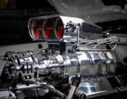 Street Machine Features Arthur Mitsoulis Valiant Engine Bay 12