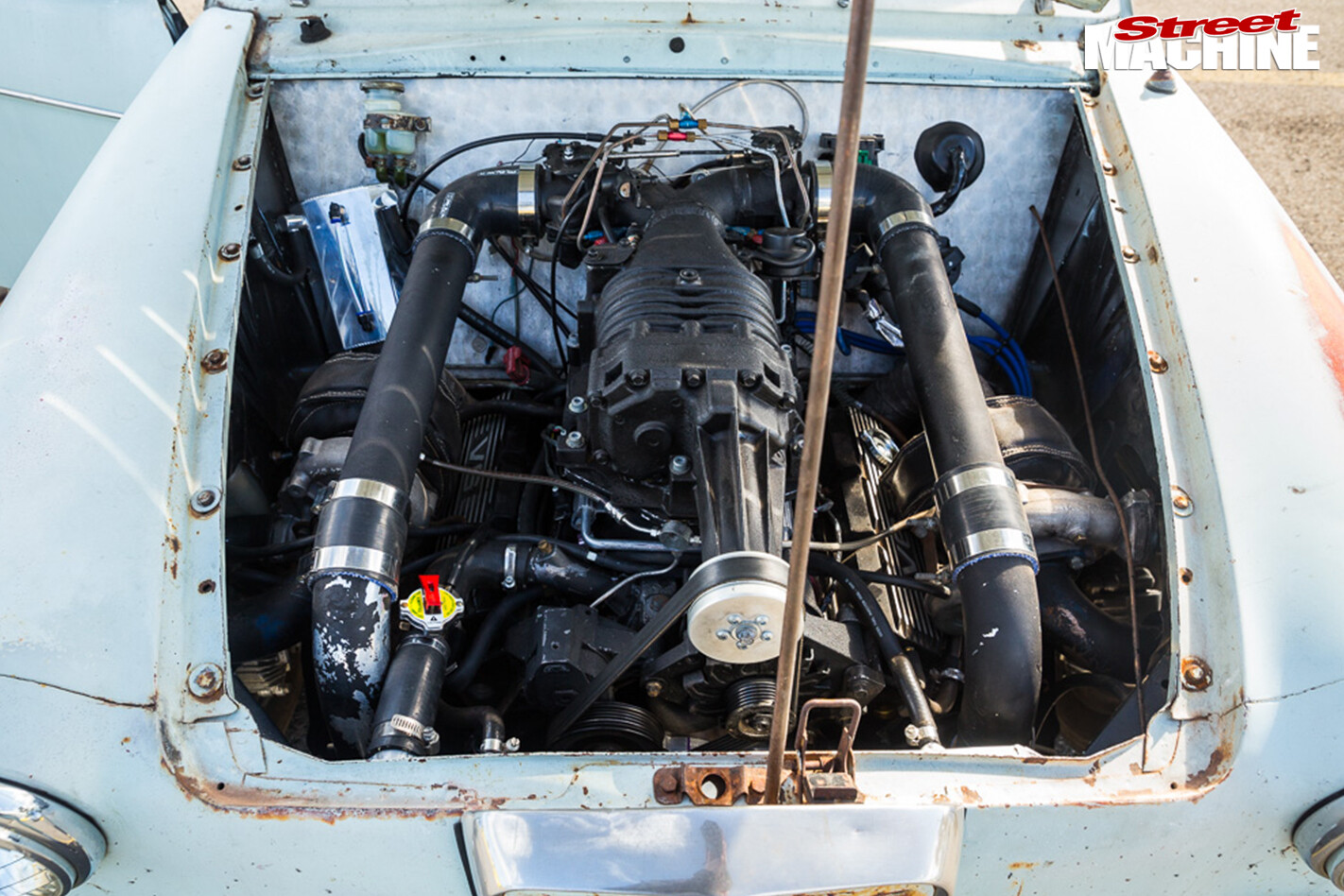 Austin -lancer -engine -bay -2