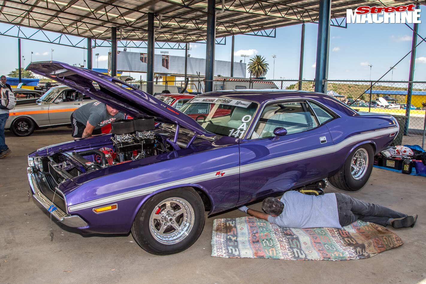 dodge Challenger