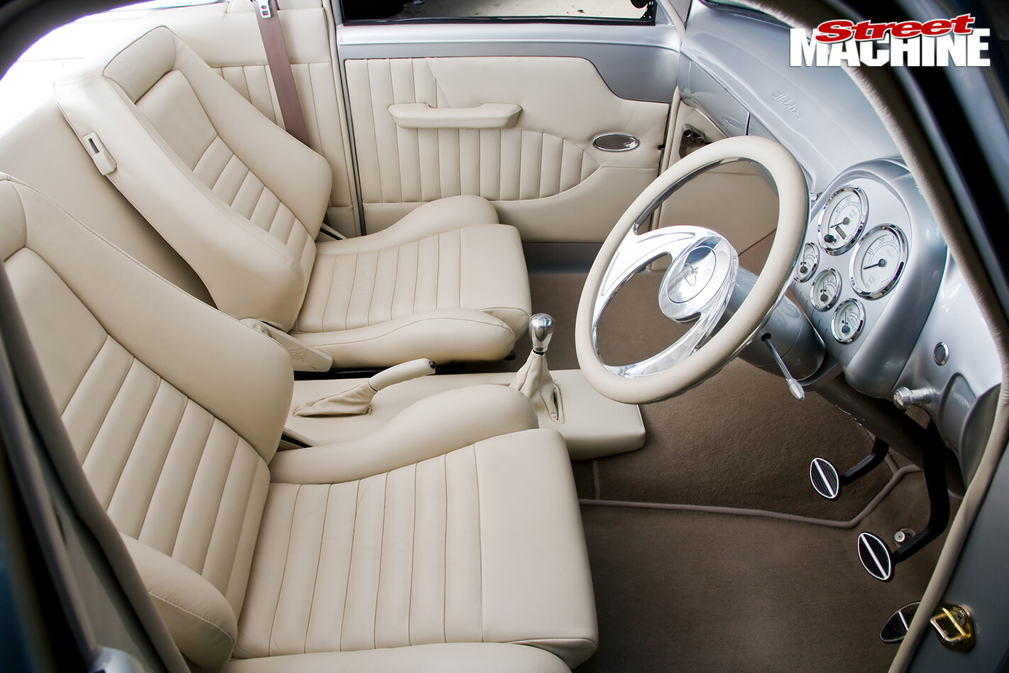 BLOWN-1956-FJ-HOLDEN-PANELVAN-interior