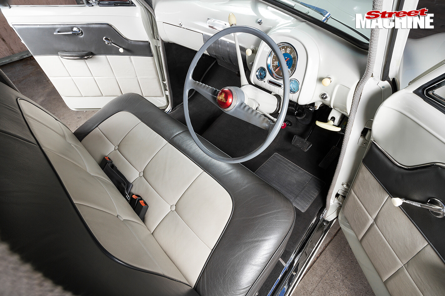 Blown -holden -fx -ute -interior
