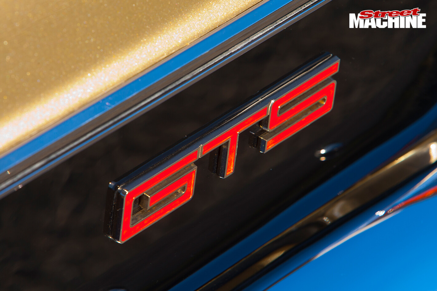 BLOWN-HOLDEN-HT-GTS-MONARO-badge