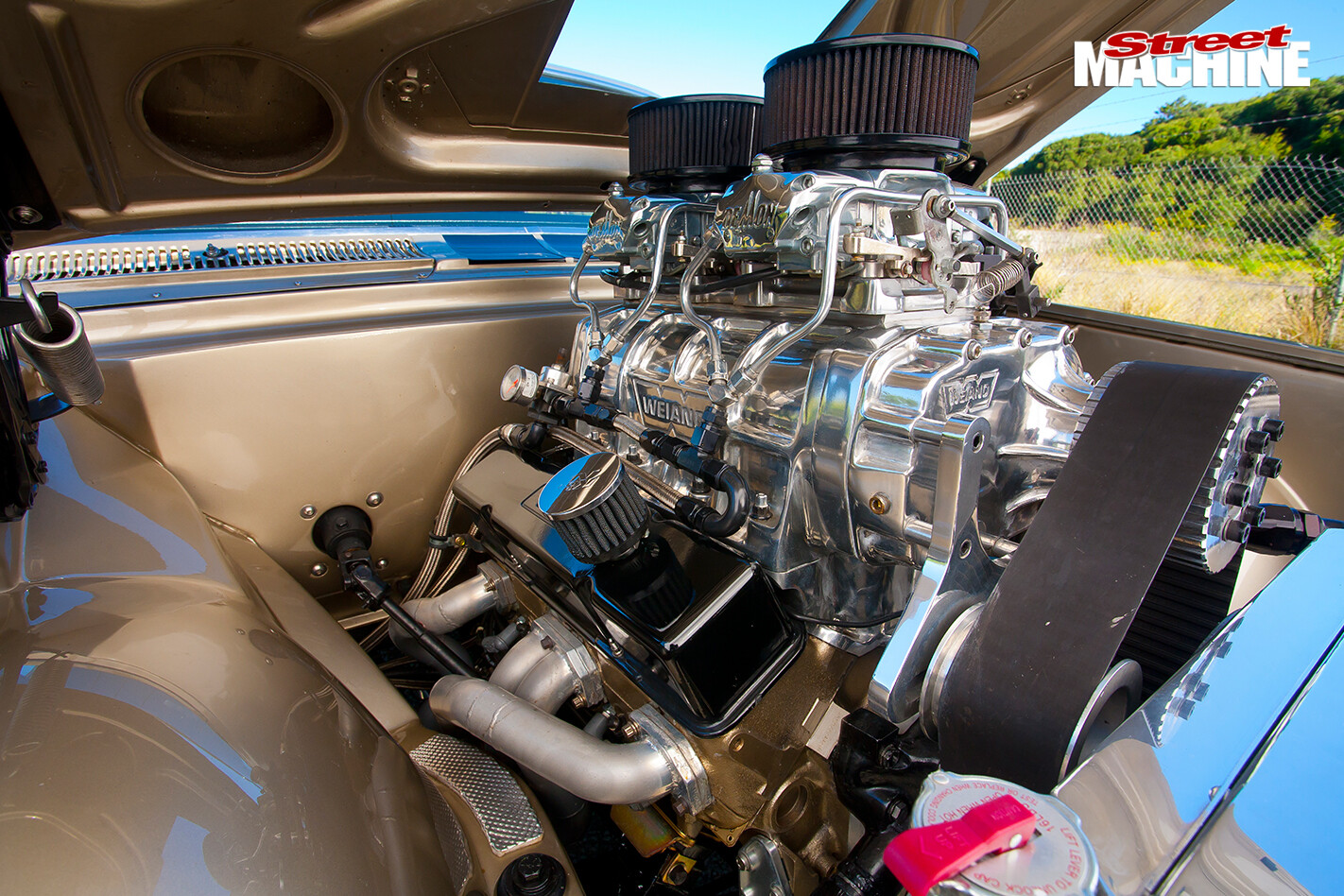 BLOWN-HOLDEN-HT-GTS-MONARO-engine