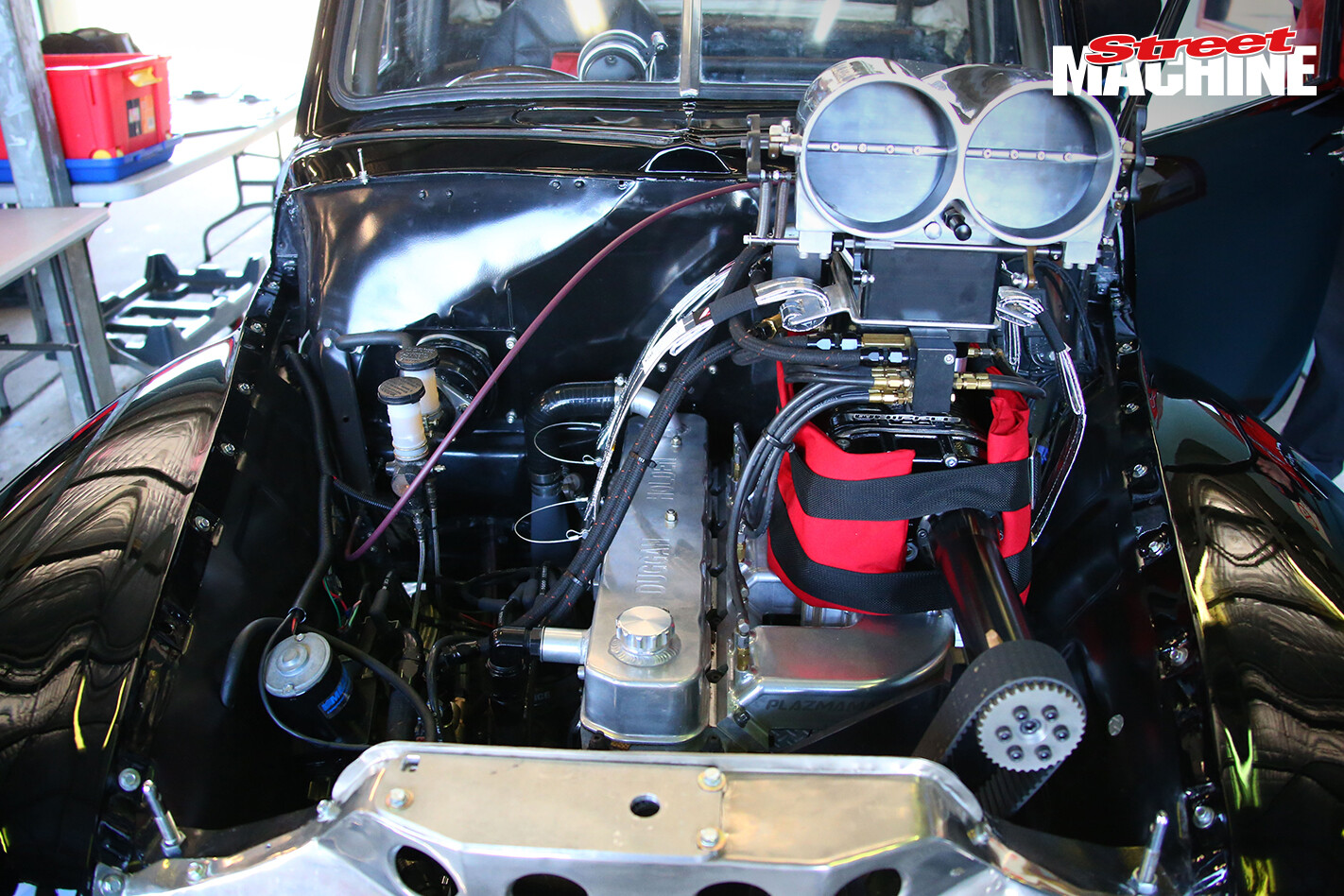 Brumby FJ Ute Blown Drag Race 3