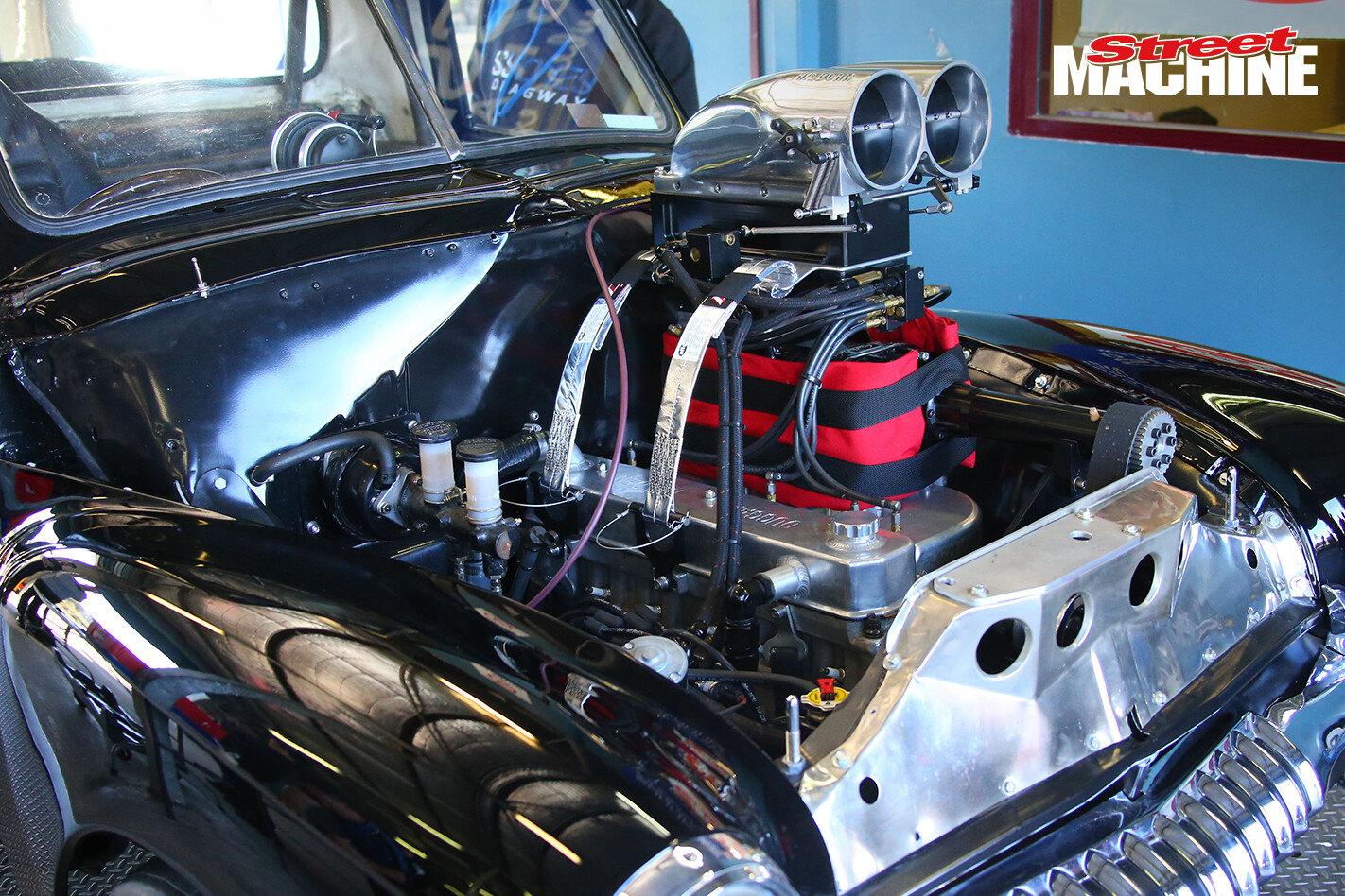 Brumby FJ Ute Blown Drag Race 4