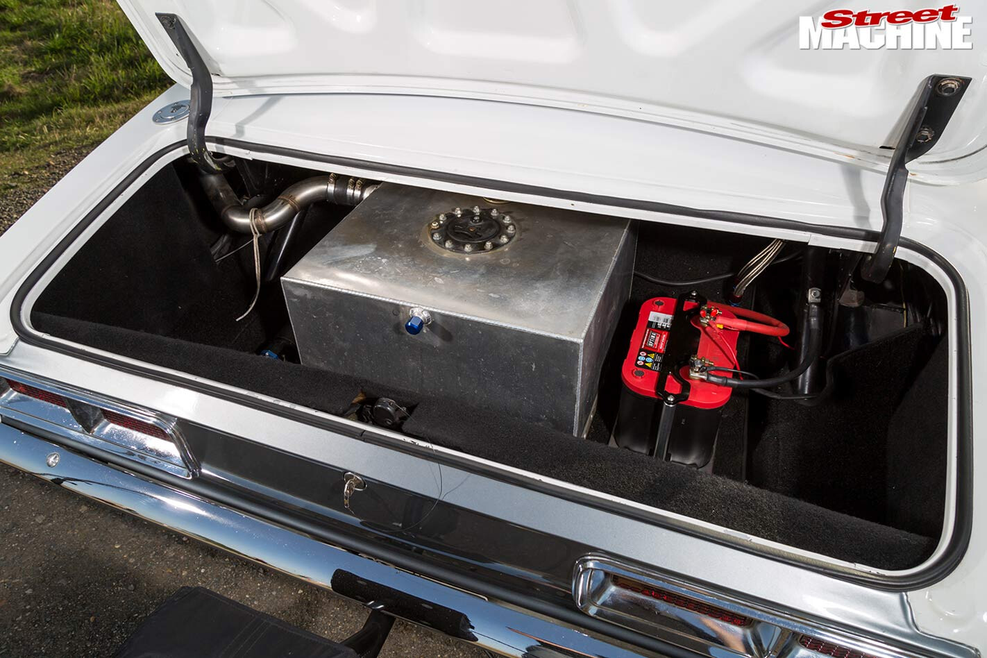 Chev Camaro boot