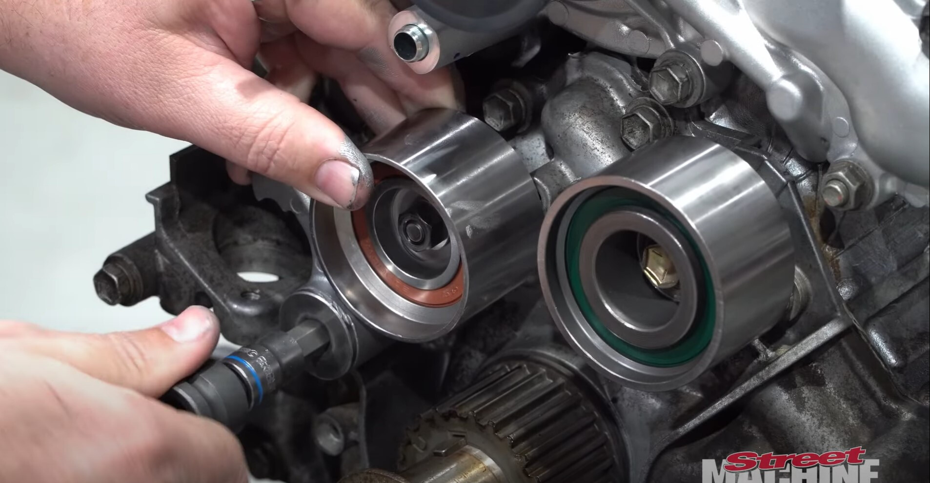 e3b41577/carnage toyota 1uz v8 lexcen build 4 jpg