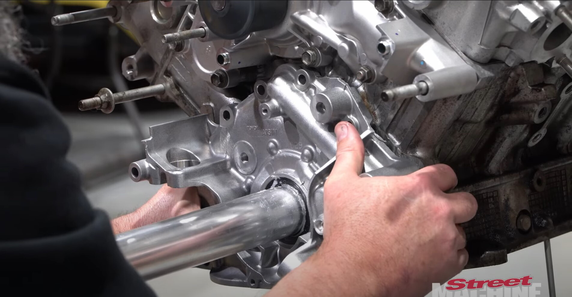 e3e9157f/carnage toyota 1uz v8 lexcen build 6 jpg
