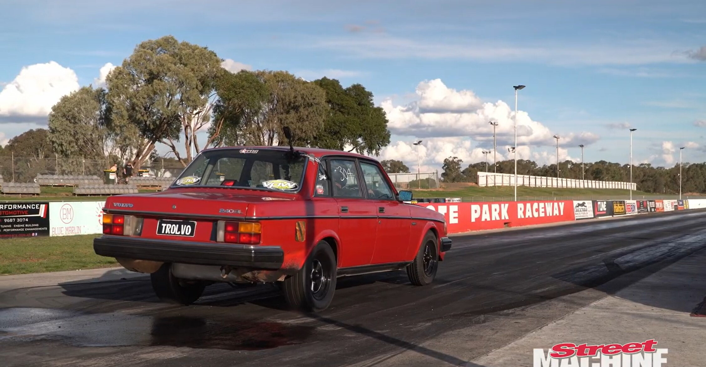 027e11a1/carnage volvo 240 trolvo 8 jpg