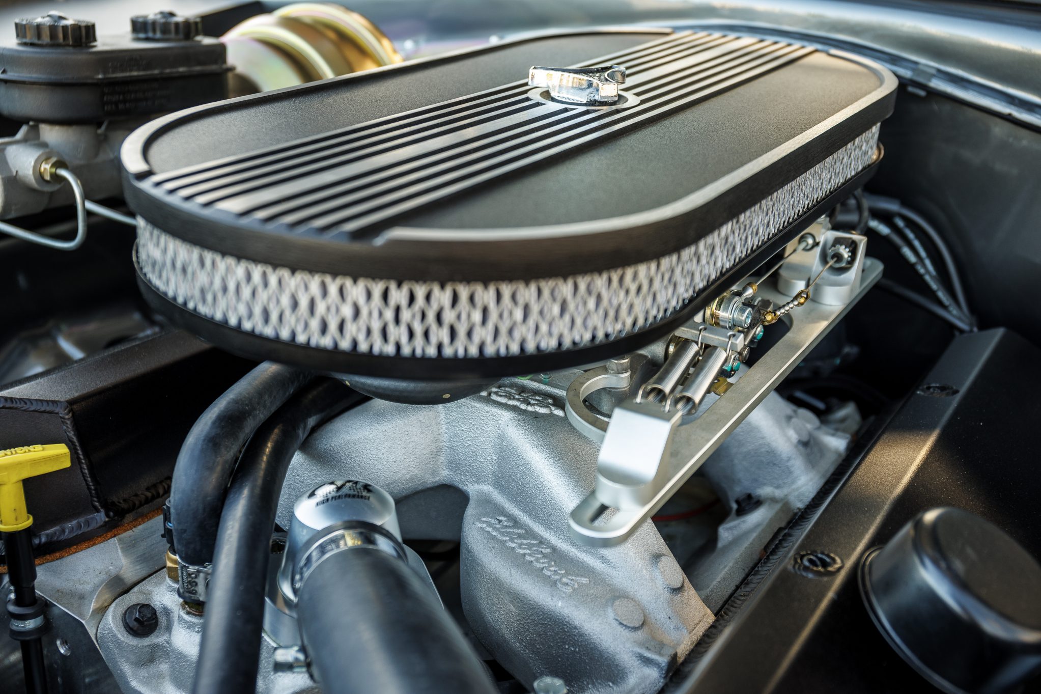 Street Machine Features Charlie Allen Plymouth Barracuda Engine Bay 6