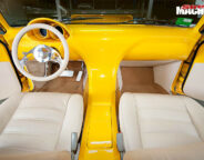 Chevrolet Camaro dash