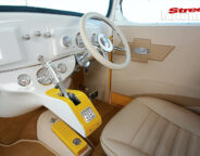 Chev -tow -truck -interior