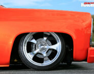 C10 stepside pick-up wheel