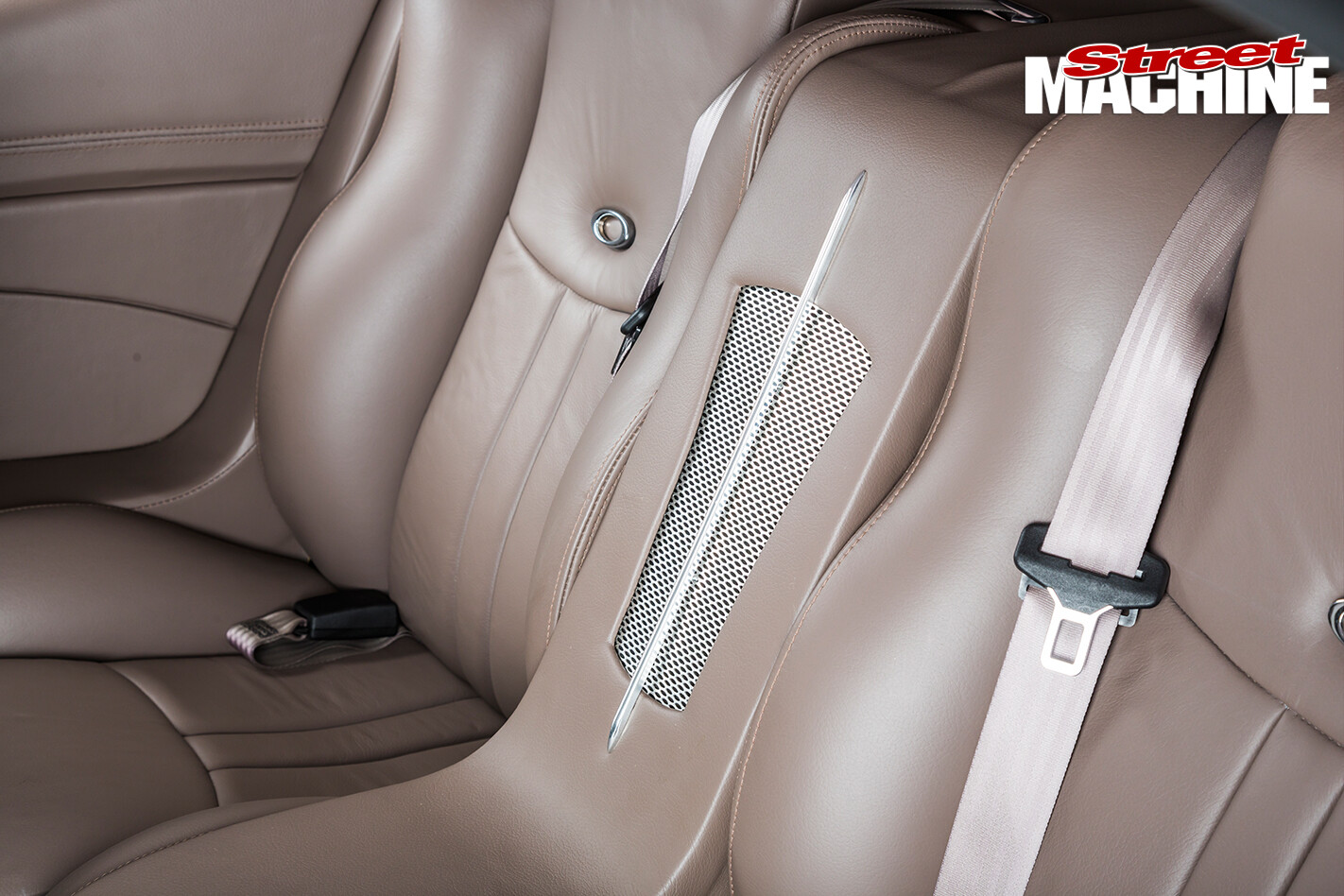 Chevrolet -Camaro -RS-interior -rear