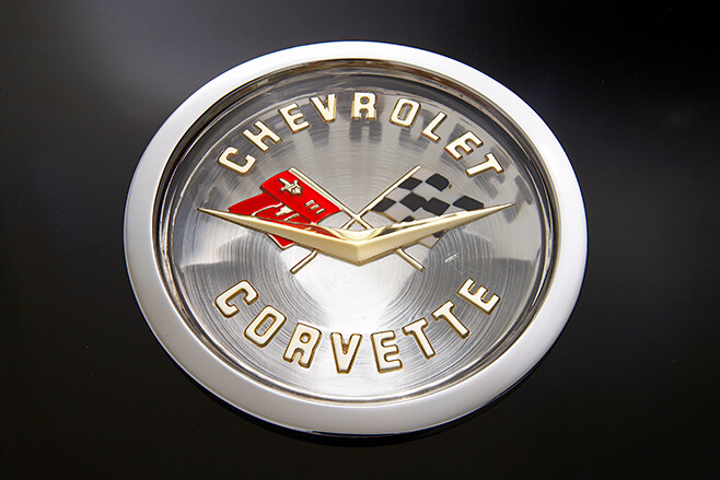Chevrolet Corvette badge