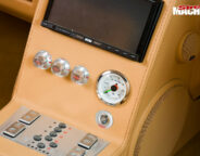 Chev Camaro centre console