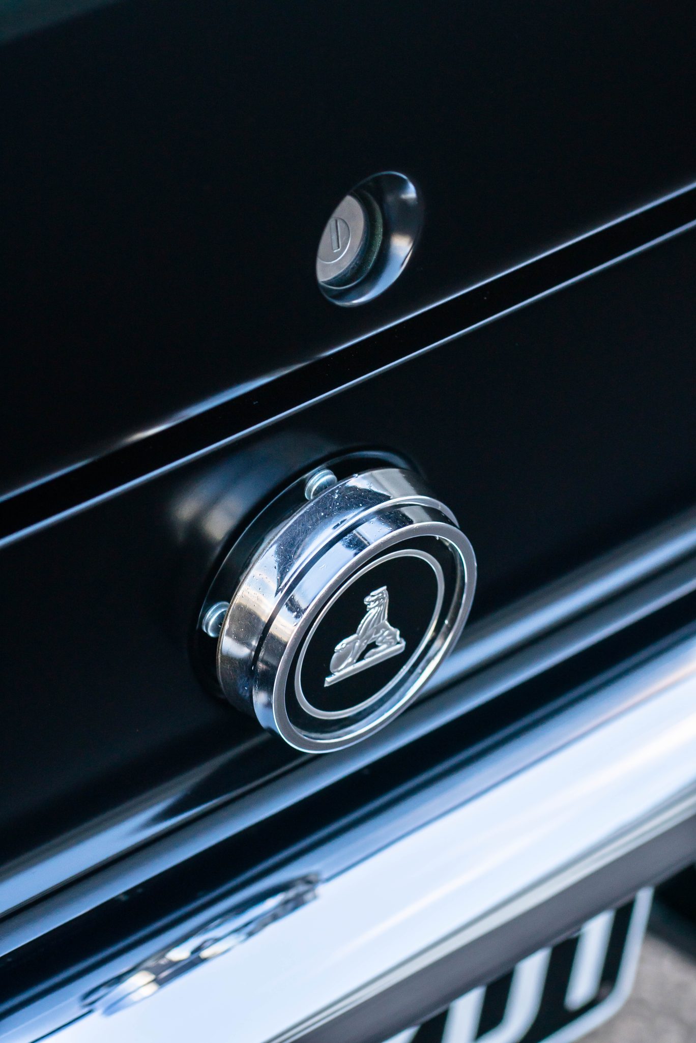 Street Machine Features Christine Cini J Torana Detail