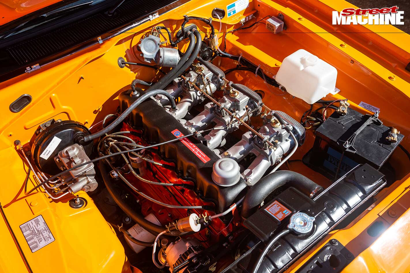 chrysler engine bay
