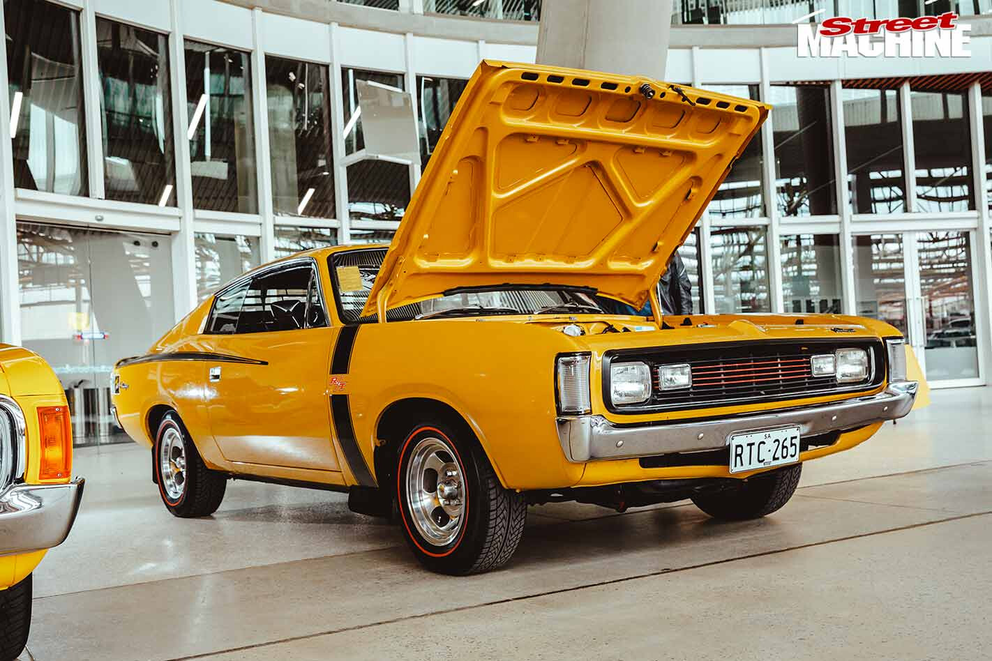 chrysler valiant charger