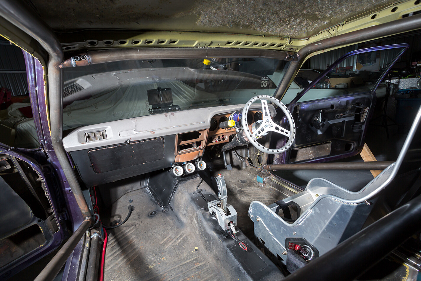 Chrysler -Centura -inside -2