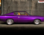 Chrysler VJ Charger side