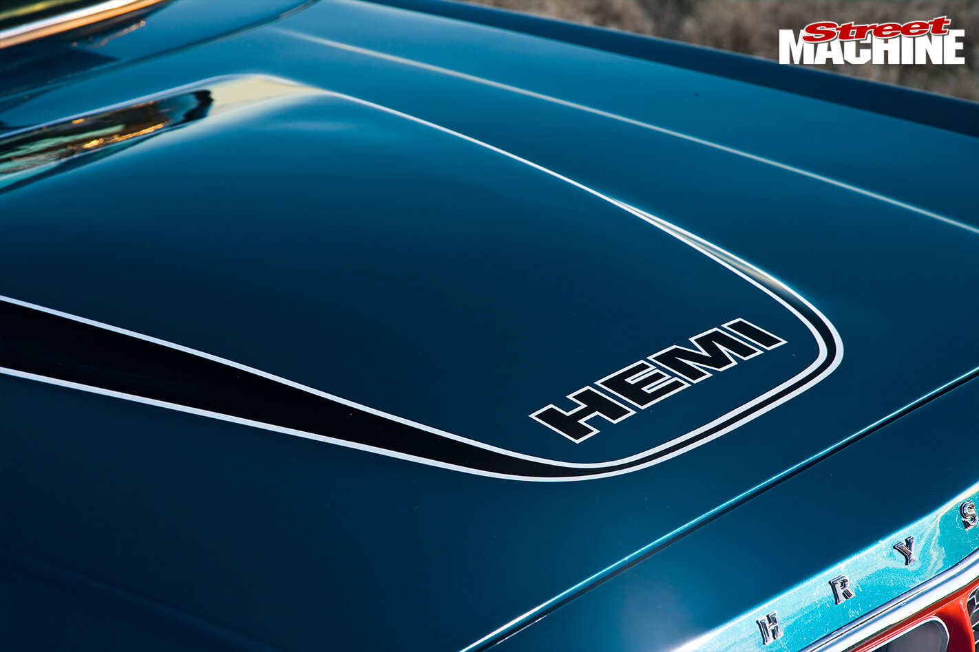Chrysler -CL-Charger -bonnet -2