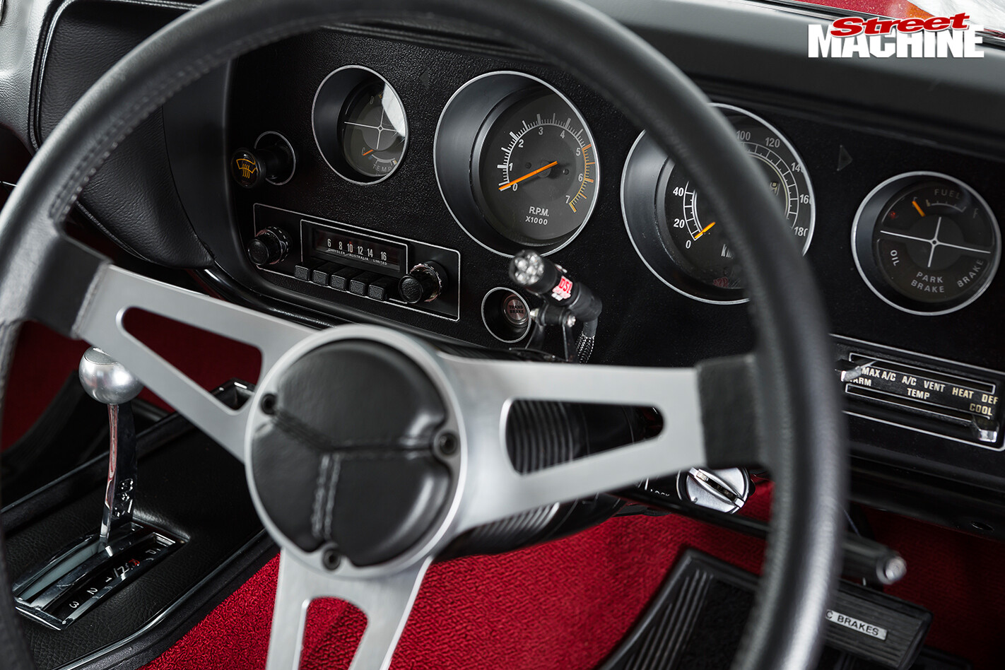 Chrysler -cl -charger -console