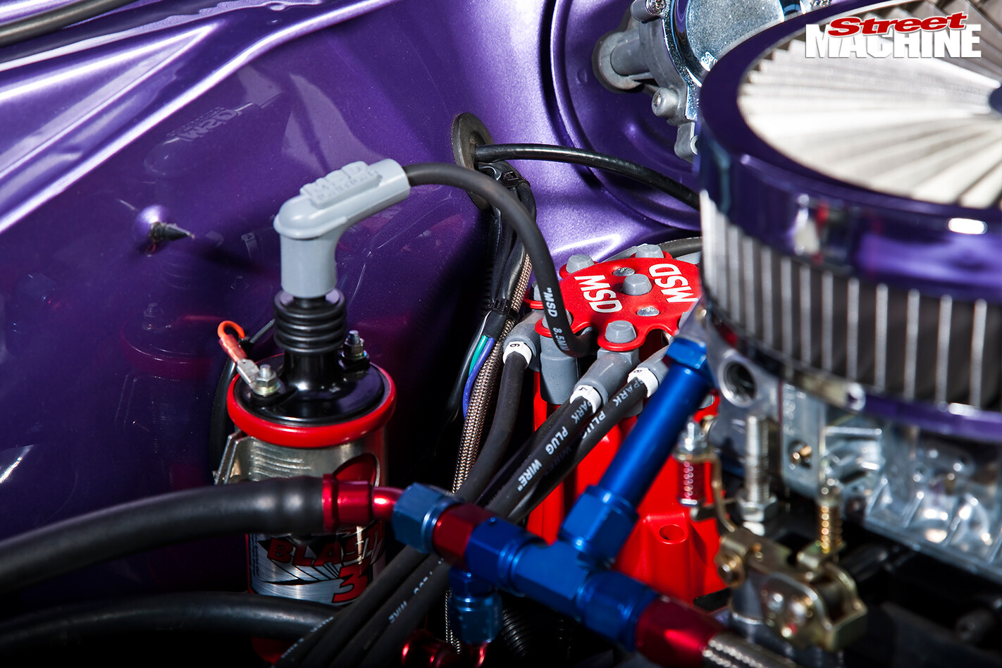 Chrysler -valiant -engine -detail