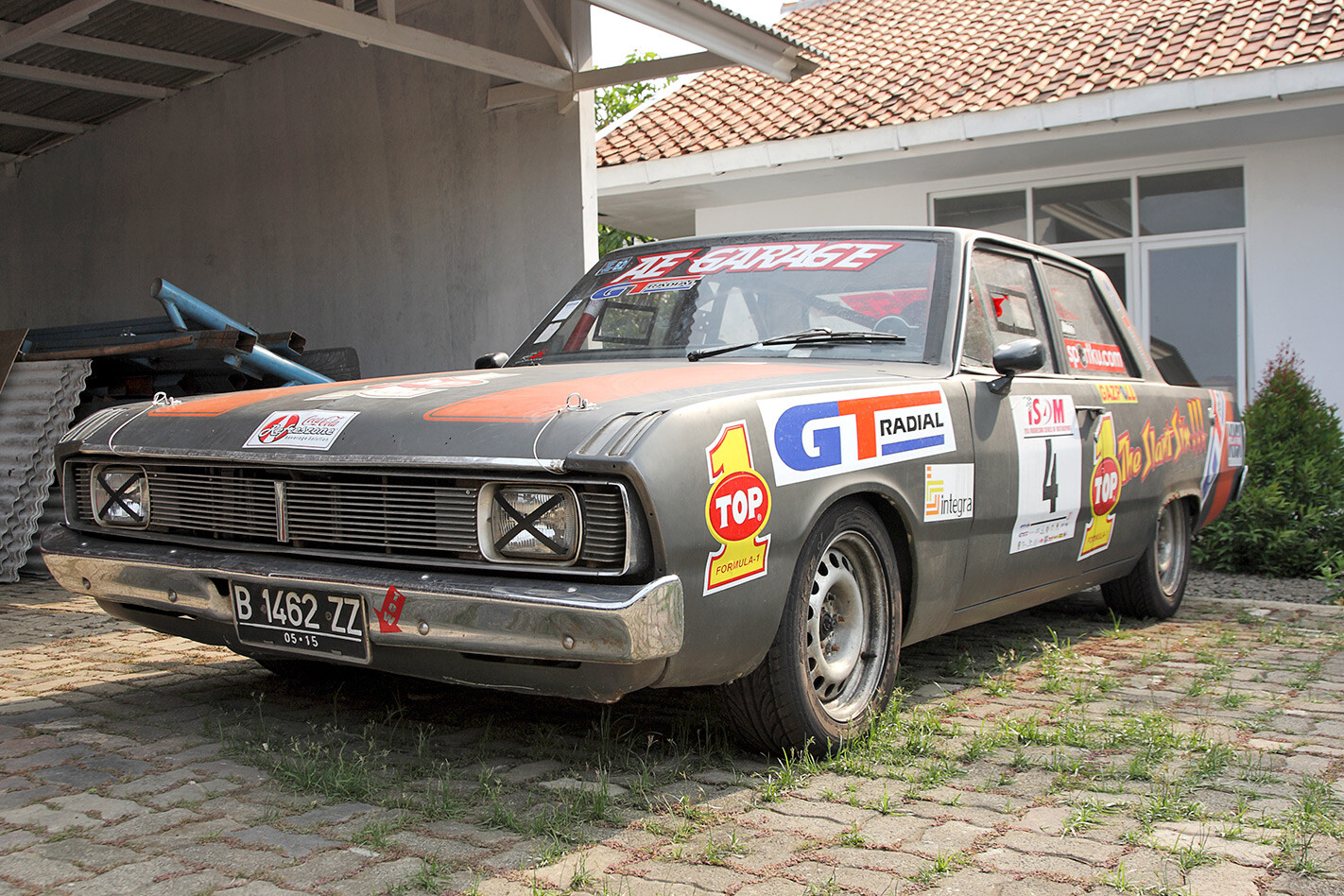 Chrysler Valiant in Jakarta