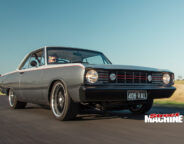 Chrysler -Valiant -VF-front -onroad